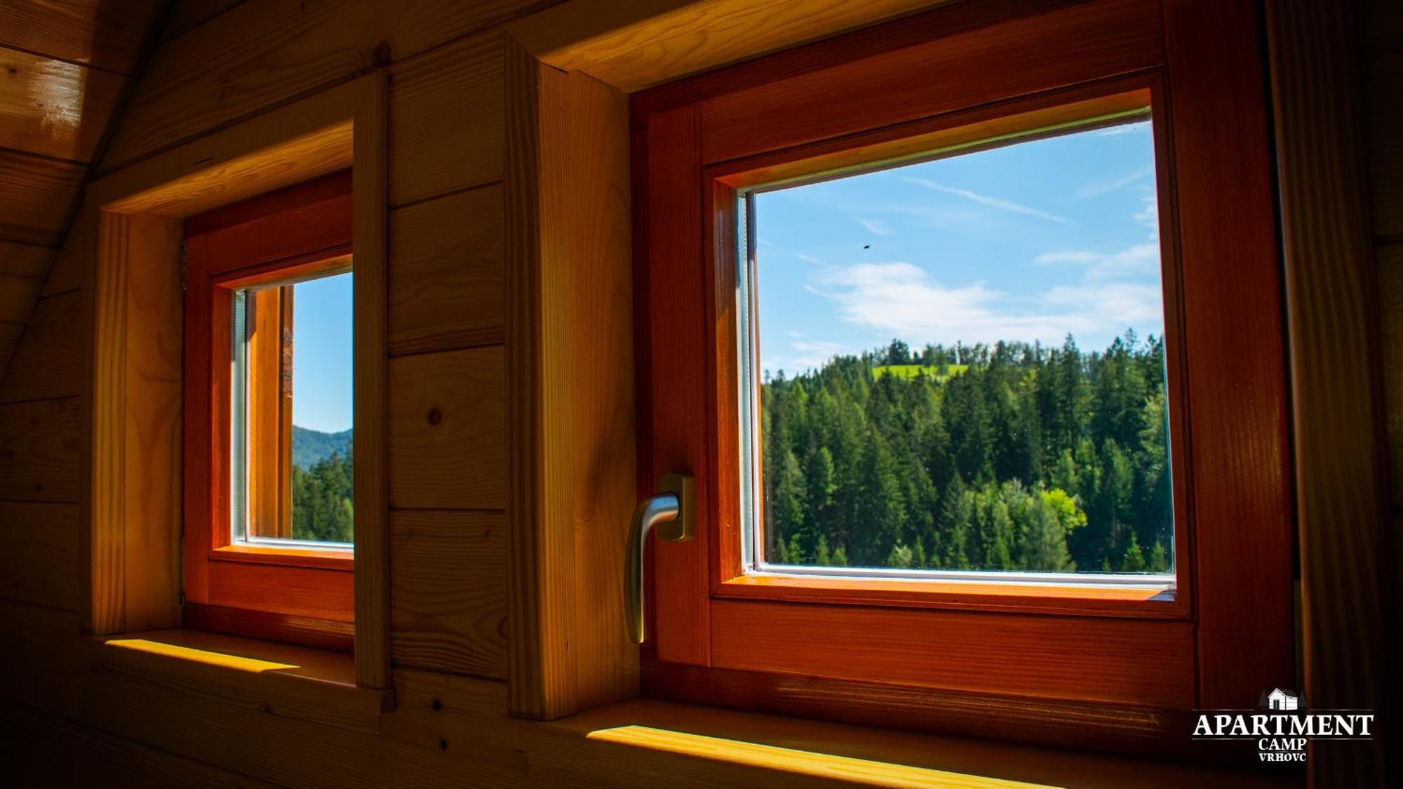 Wooden Chalet - Homestead Vrhovc ゴレンスカ地方 エクステリア 写真