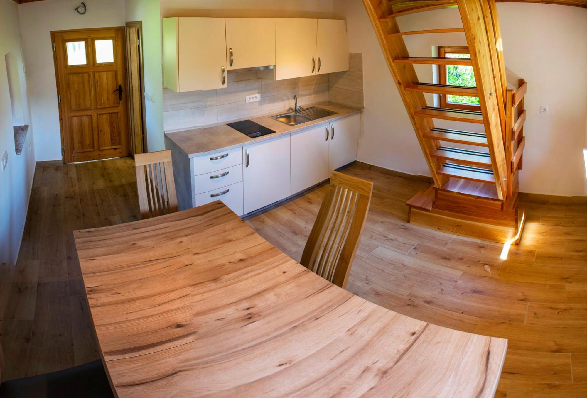 Wooden Chalet - Homestead Vrhovc ゴレンスカ地方 エクステリア 写真